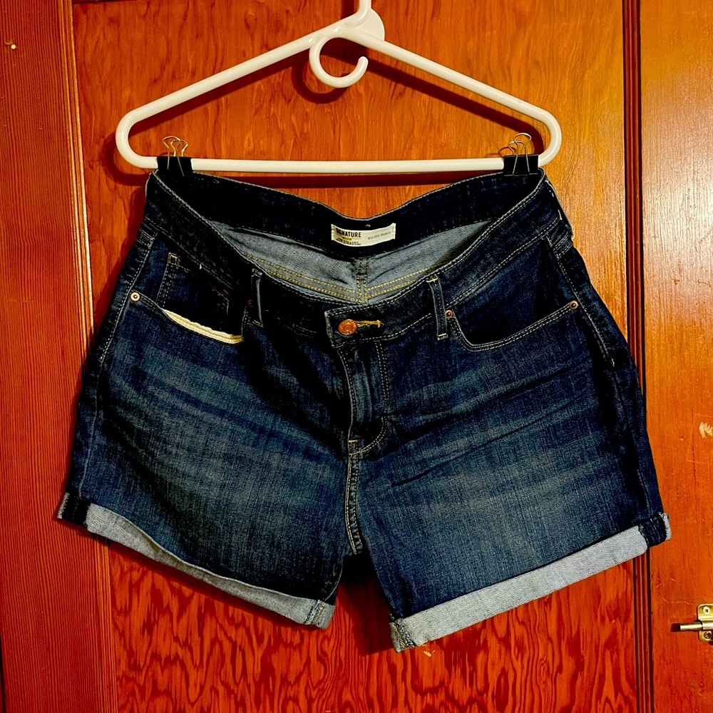 Levi signature - size 14